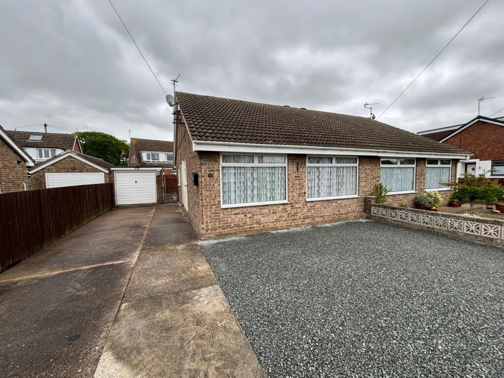 Main image of property: Beech Close, Sproatley, Hull, East Yorkshire, HU11