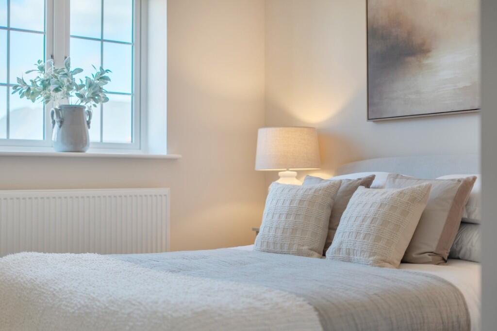 House in Dover, Capel-le-Ferne - More