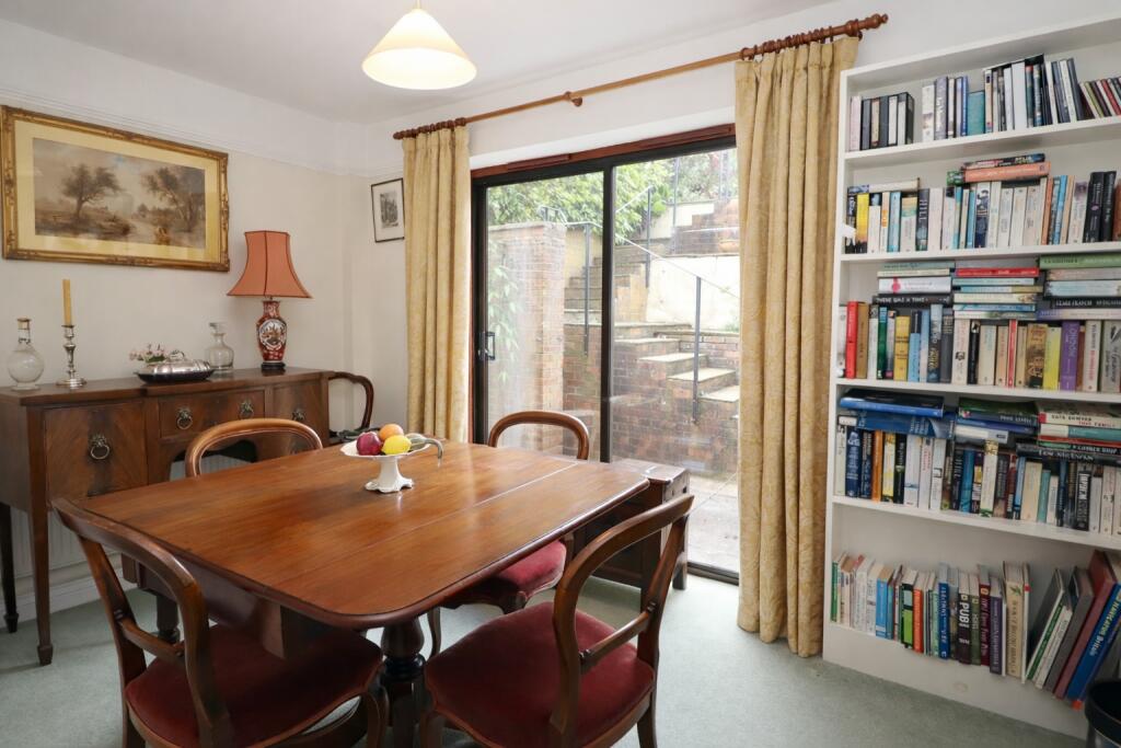 Meadowbank, Glastonbury photo 5