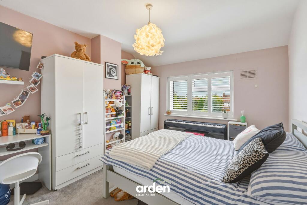 House in Worcester, Worcestershire - More