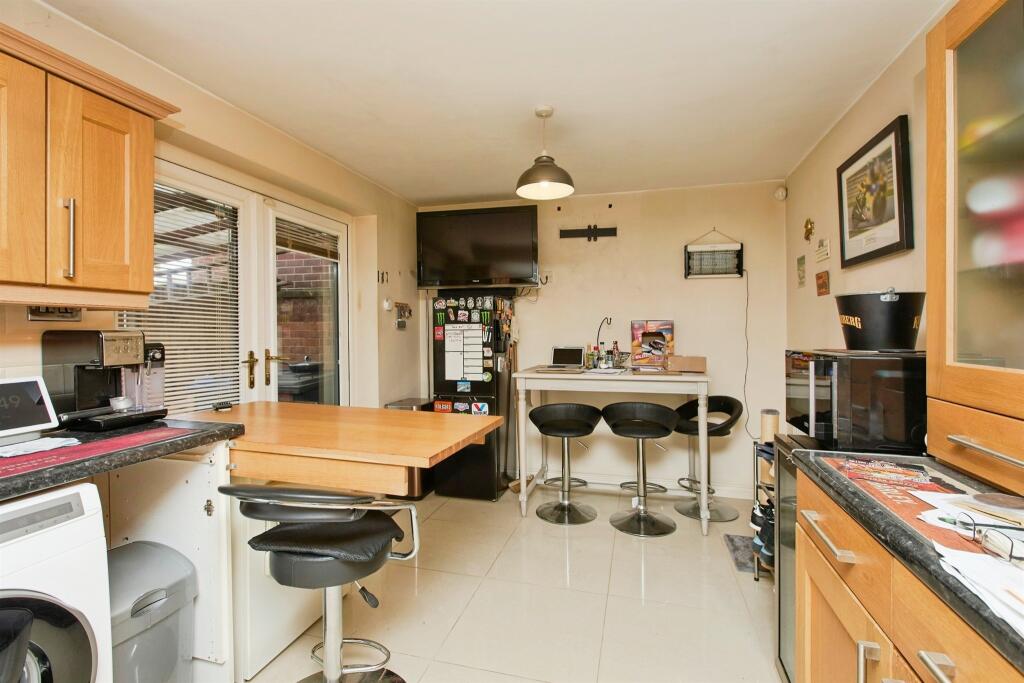 House in Derby, Snelsmoor - View 4