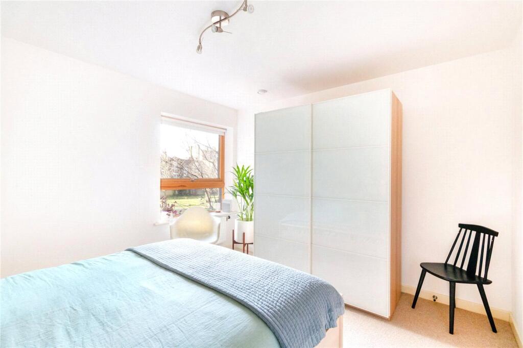 Apartment in London, Avonley Village, New Cross Gate - View 5