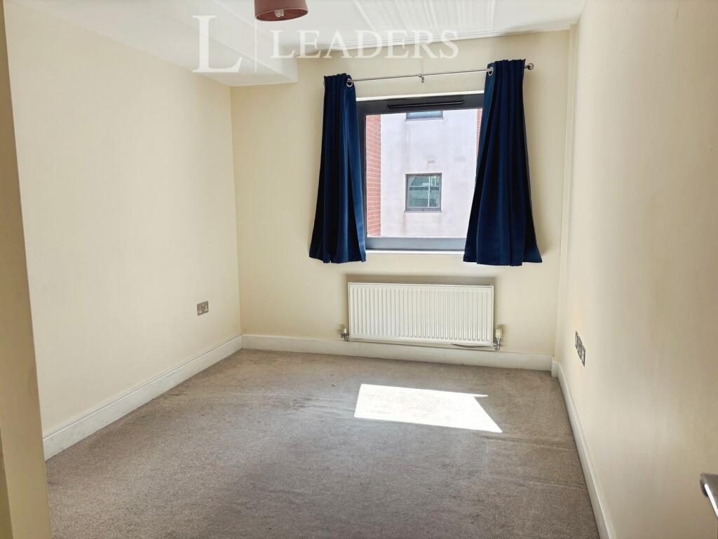 Seagers Court, Portsmouth - More
