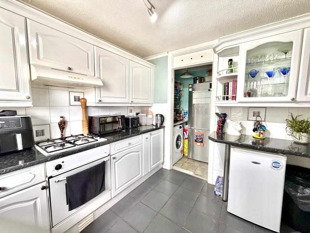 House in Barry, Vale of Glamorgan - View 4