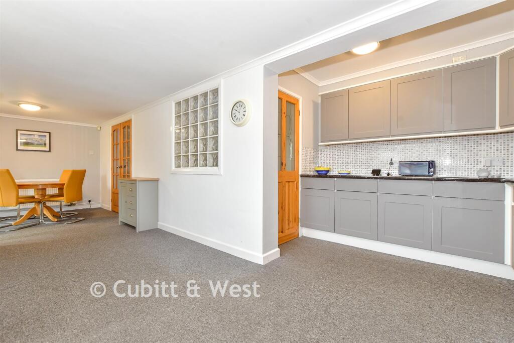House in Arun, Woodgate, Aldingbourne - View 3