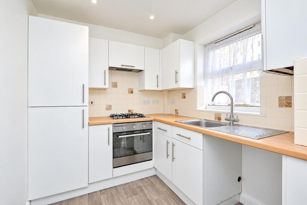 Apartment in Sandown, Yaverland - View 5