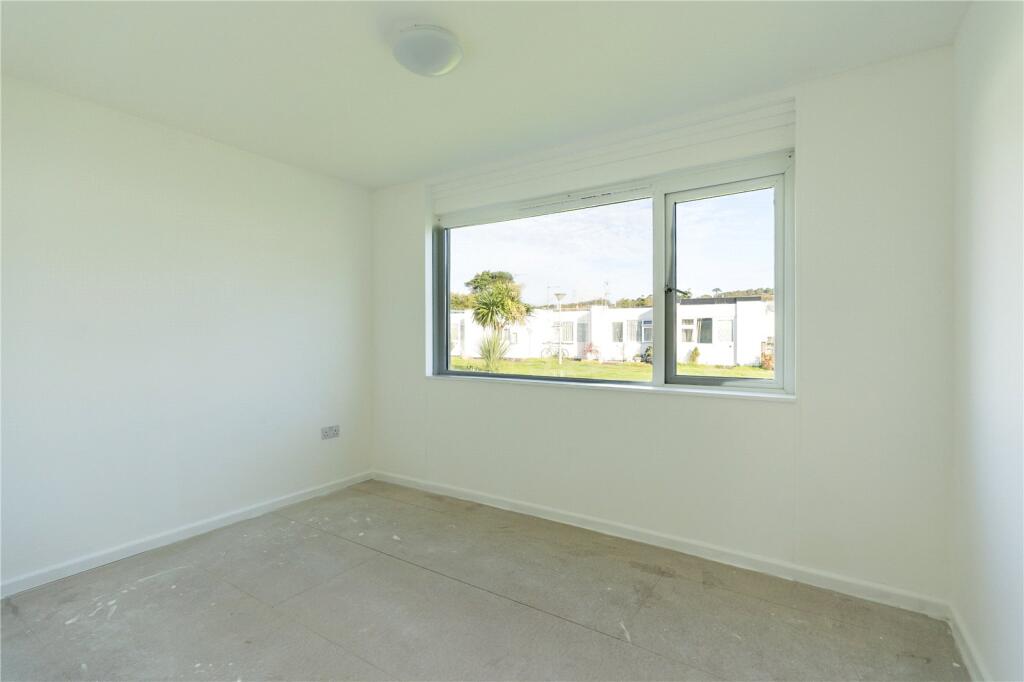 Jelbert Way, Eastern Green, Penzance, TR18 photo 3