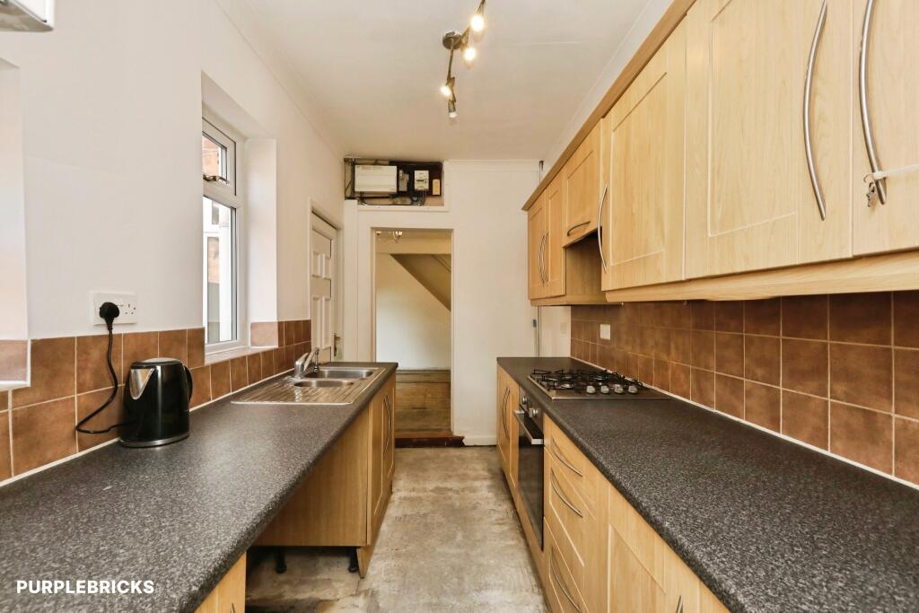 House in Doncaster - View 5