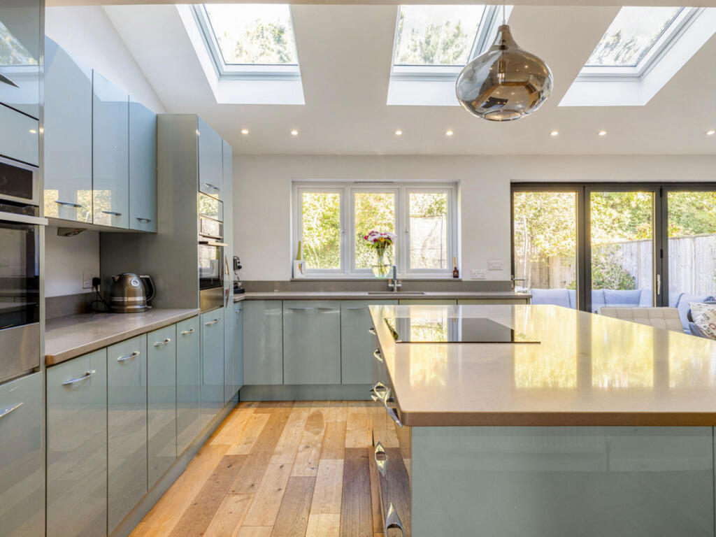 House in Marlow, Buckinghamshire - View 2
