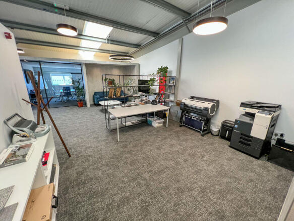 First Floor Suite, 1c Balderton Court