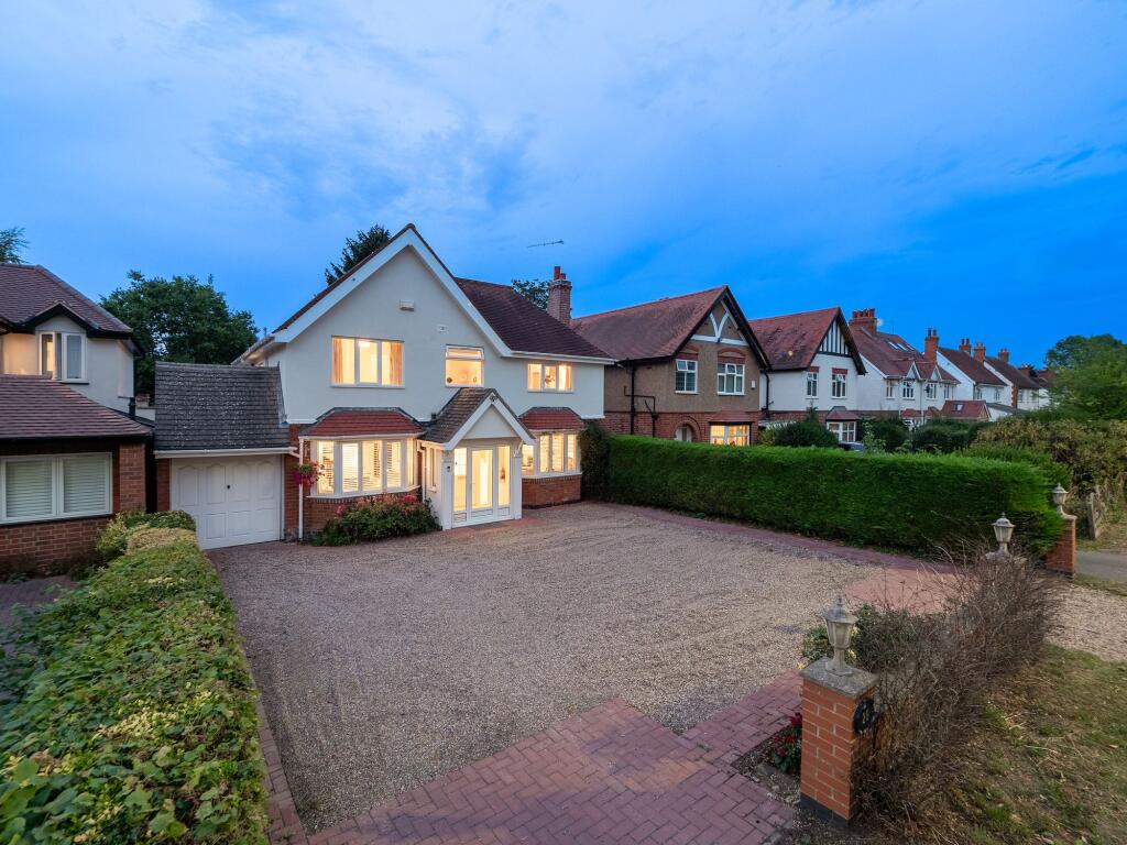 Main image of property: Rouncil Lane, Kenilworth, CV8