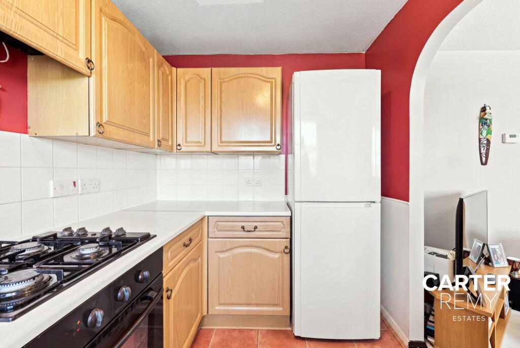 Apartment in Thurrock, Essex - More