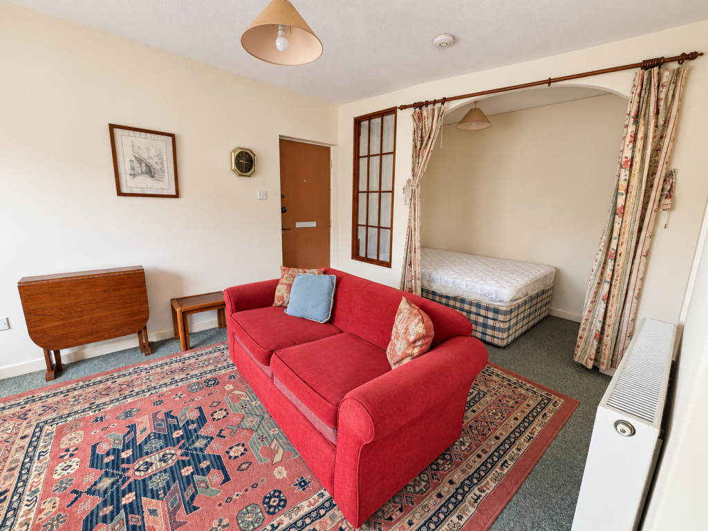 Bicknell Gardens, Yeovil, BA21 photo 3