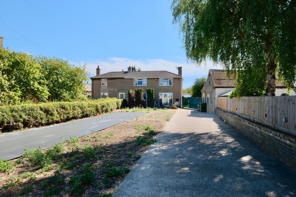 Main image of property: High Street, Warboys, Huntingdon, PE28