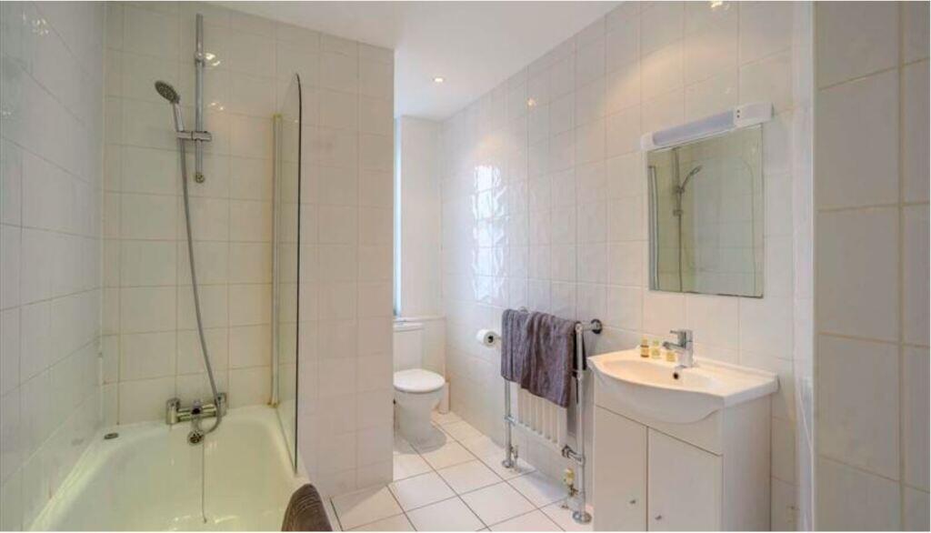 Apartment in London - View 4