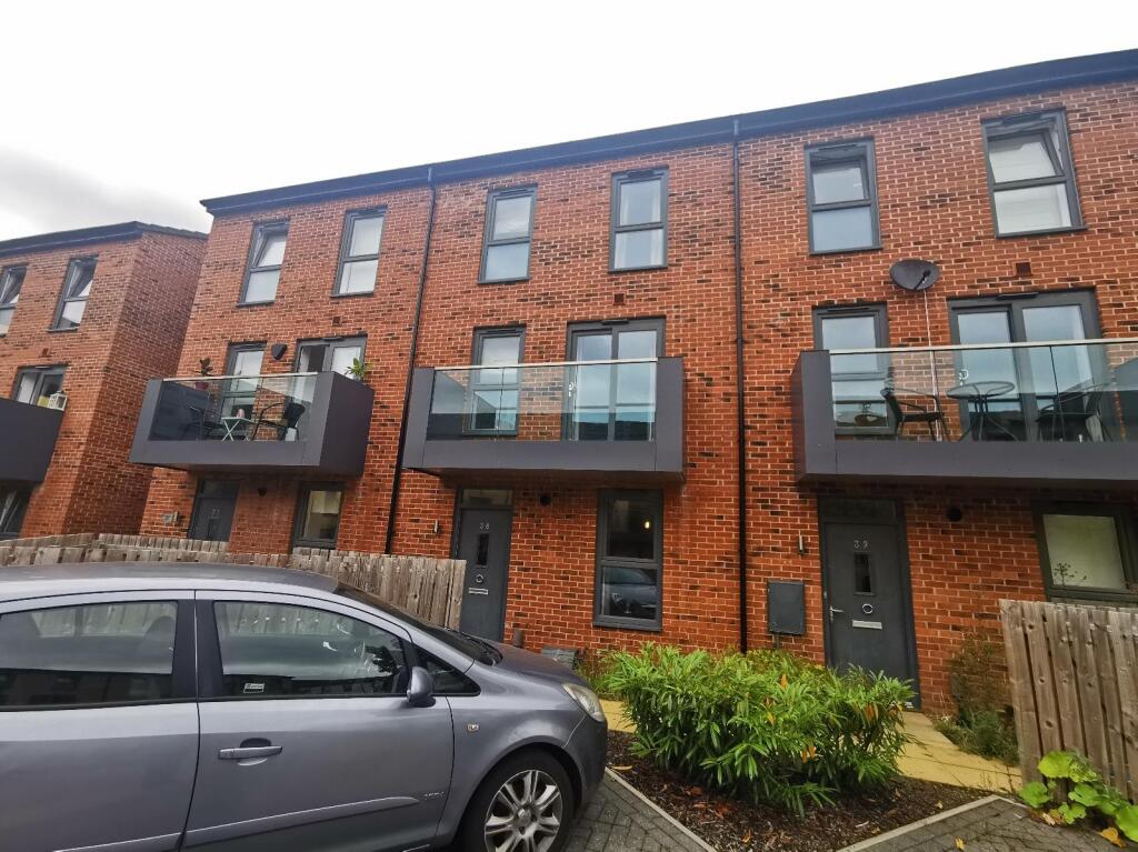 Main image of property: Carnforth Avenue, Wakefield, UK, WF1