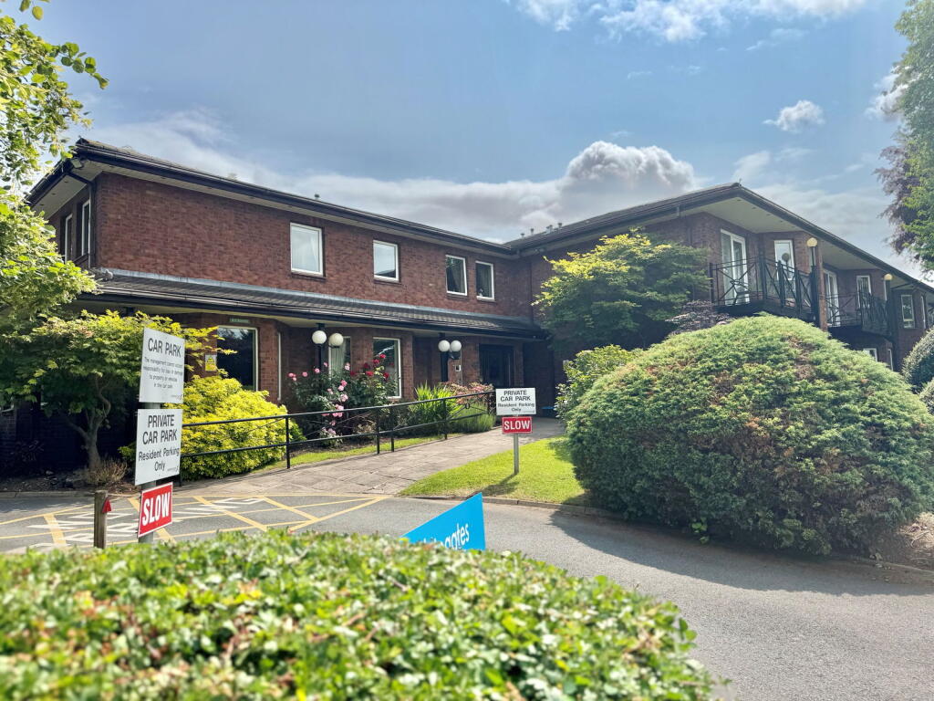 Main image of property: Wilmslow Road, Cheadle, SK8 1HG