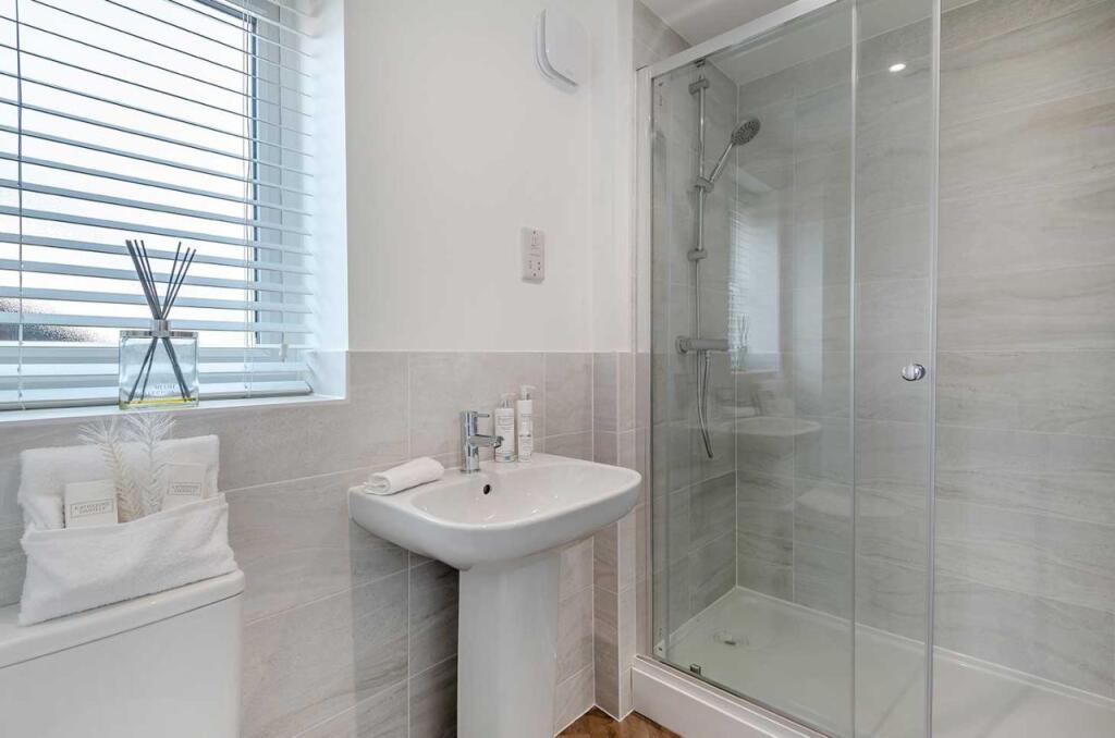 House in Hinckley and Bosworth, Tilton, Burbage - View 4