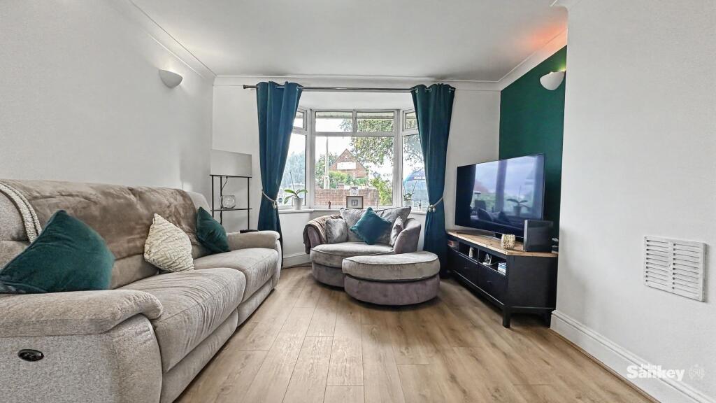 House in Nottingham - More