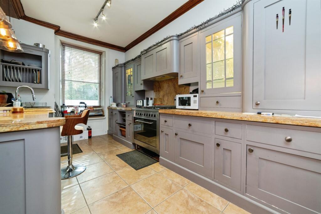 Apartment in Stevenage, Bragbury End - More