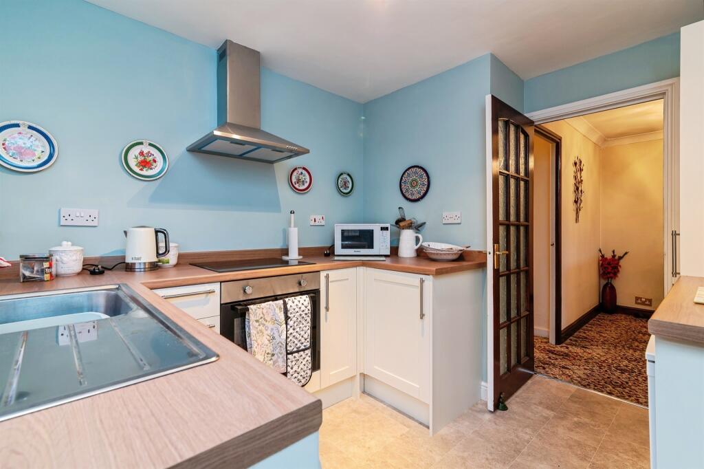 House in Rushcliffe, Nottinghamshire - View 2