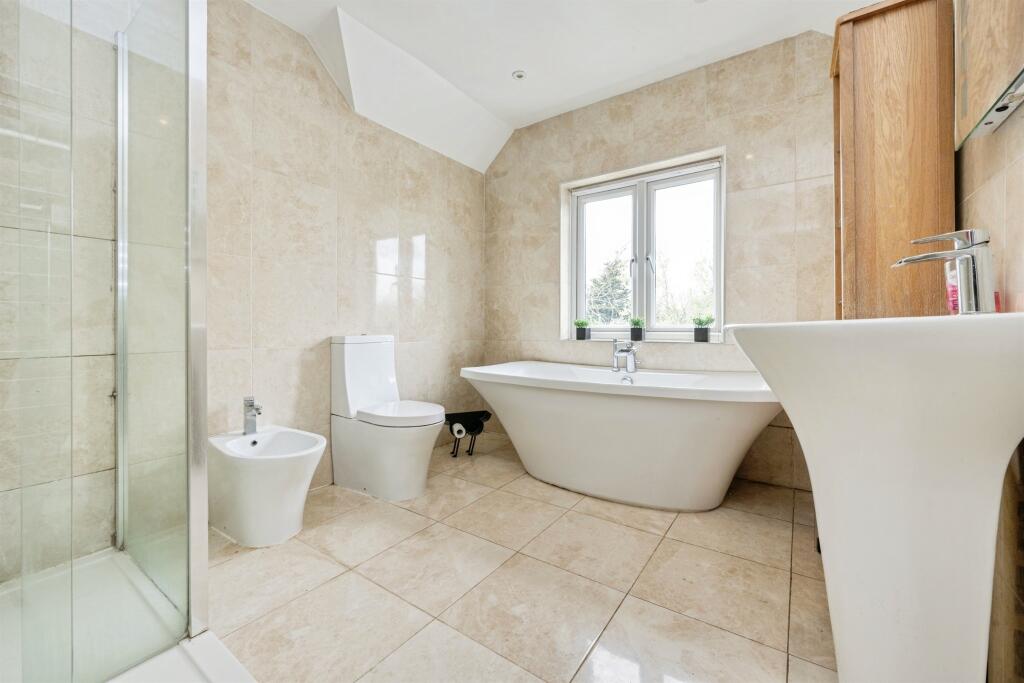 Additional image 37 of Radlett Road, Frogmore, St. Albans