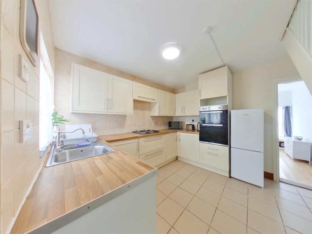 Mayfield Road, Gosport, PO13 - View 4