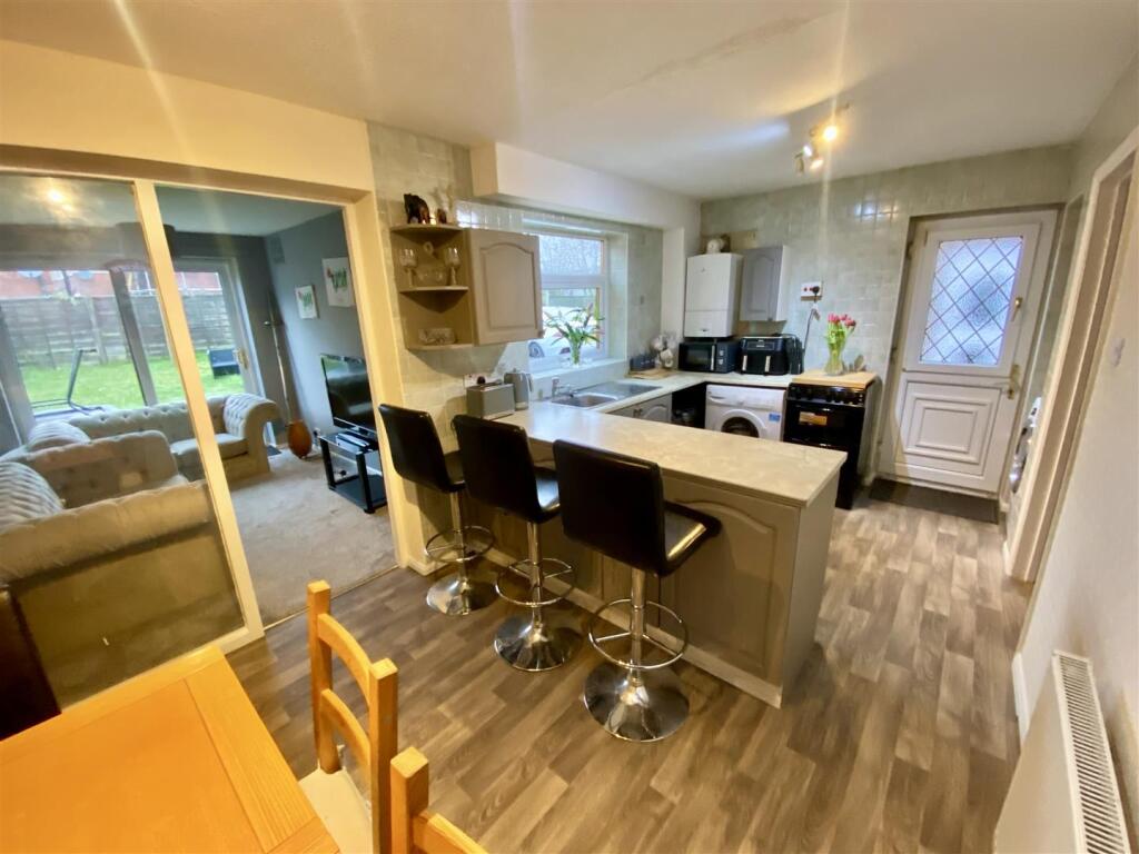 Additional image 3 of Thorsby Drive, Gomersal