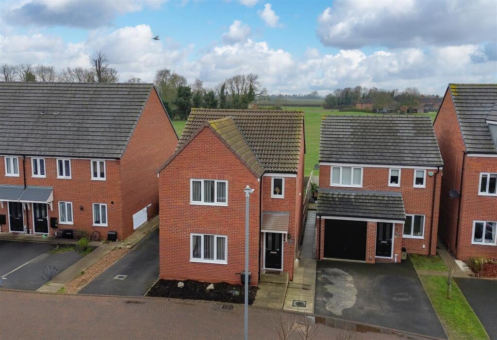 3-bed detached on Nightingale Road, Kirton, Boston, £225,000