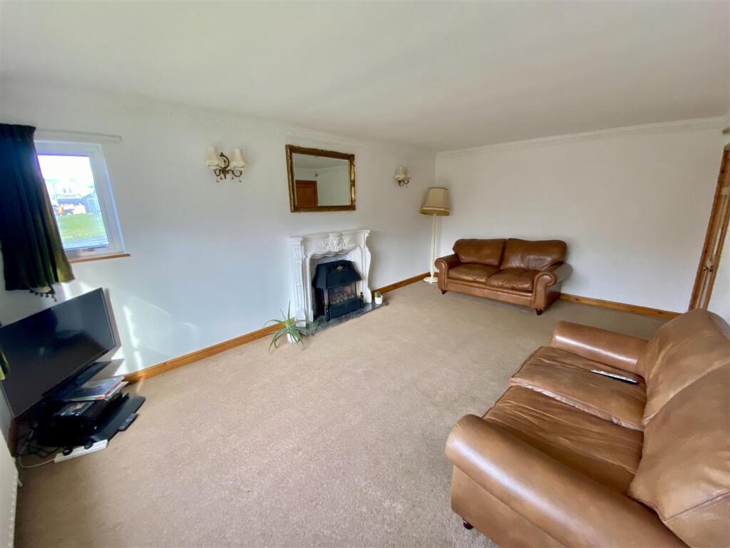 Common Side, Roberttown, Liversedge photo 4
