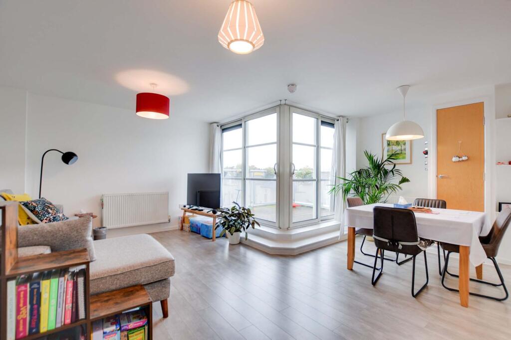 2-bed flat on Watkin Road, Freemans Meadow, Leicester, £175,000
