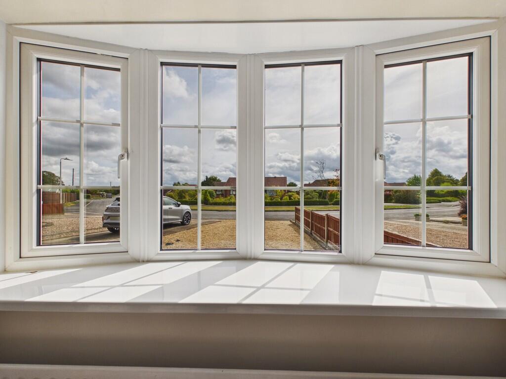 House in Lincoln - View 4