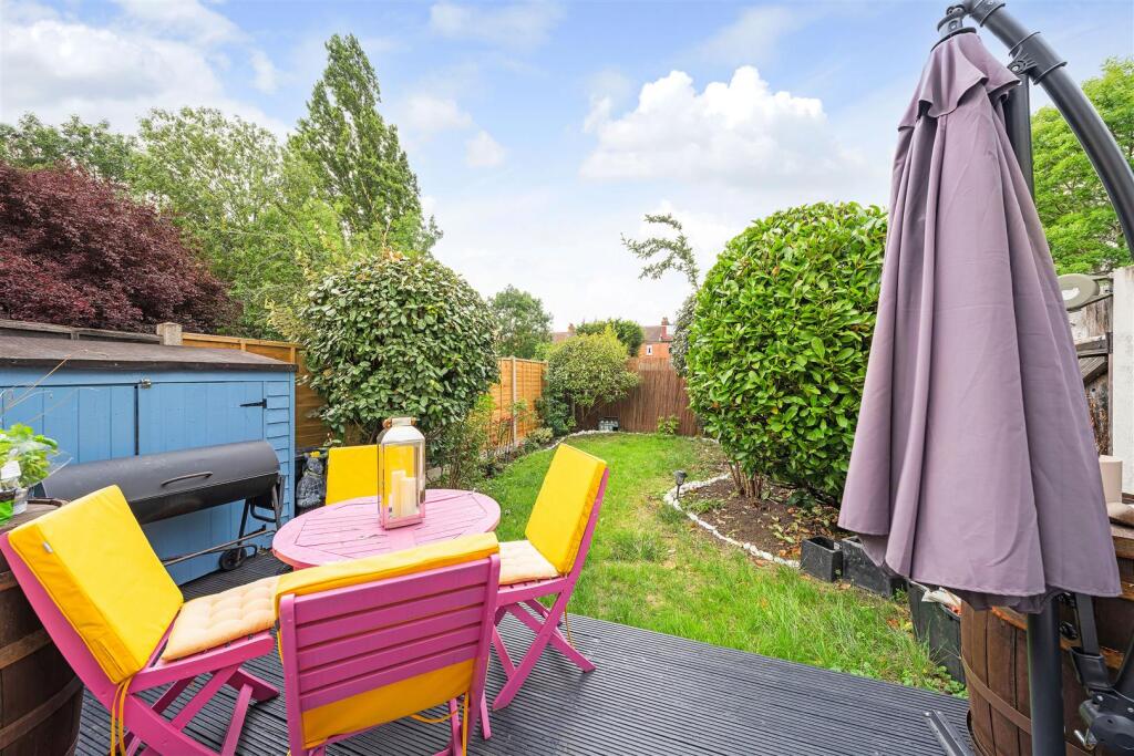 Apartment in London - View 2