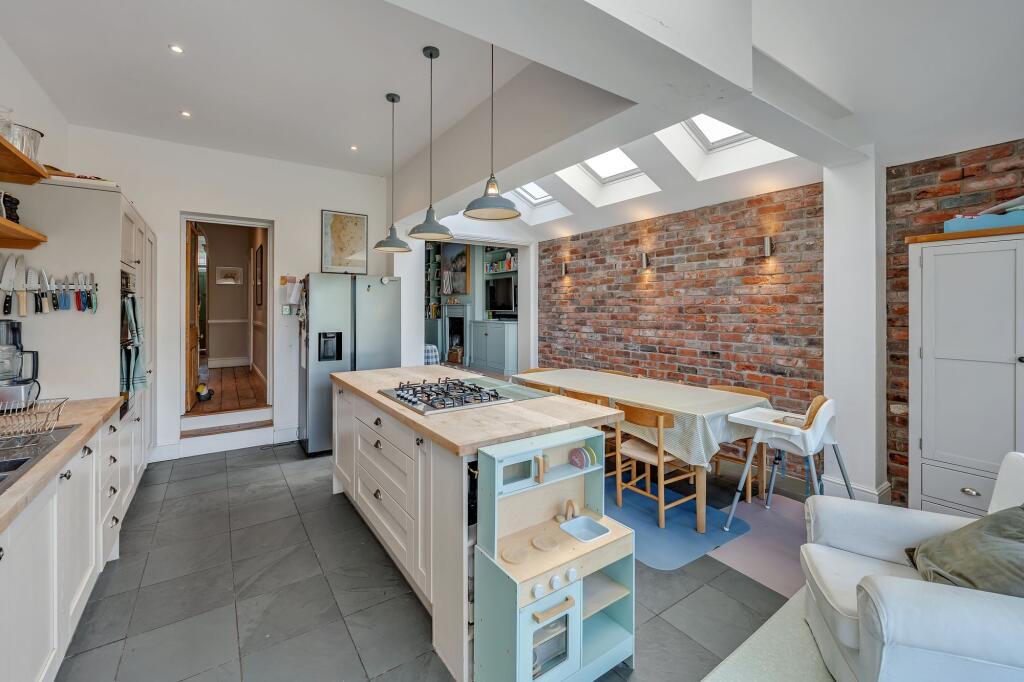 Main image of property: Longfield Road, Bristol, BS7
