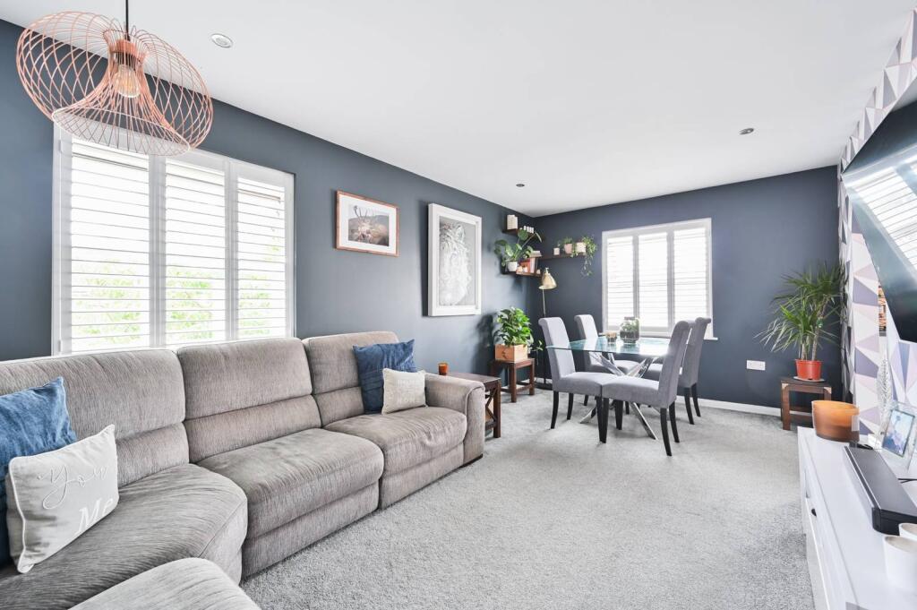 Main image of property: Fourdrinier Way, Hemel Hempstead, HP3