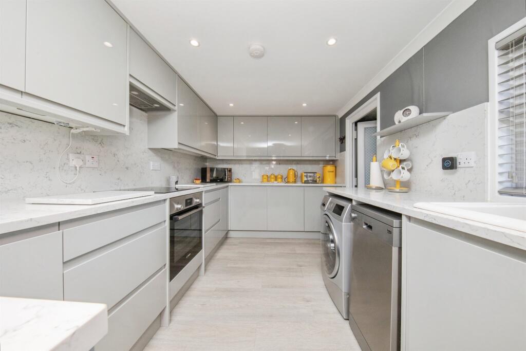 House in East Suffolk, Rushmere St Andrew - View 2