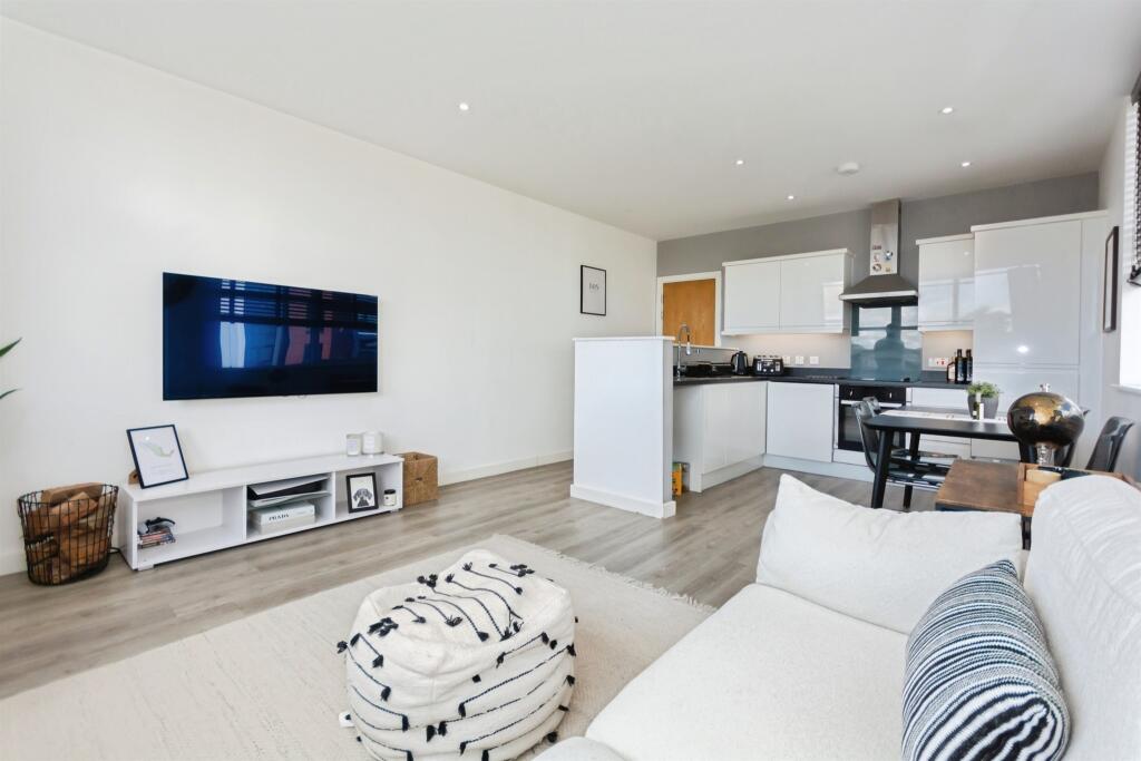 Main image of property: Stratford Road, Shirley, Solihull