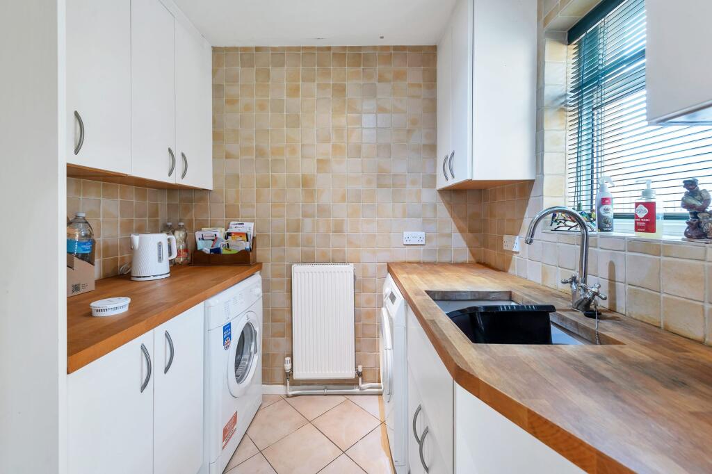 House in Stevenage - More