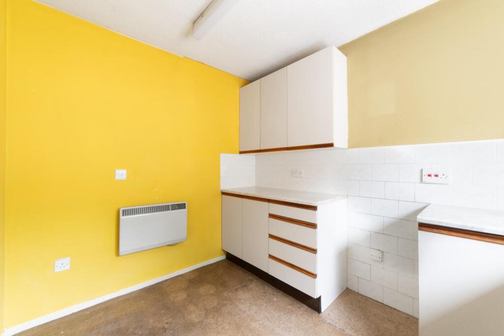 Apartment in Durham - View 5
