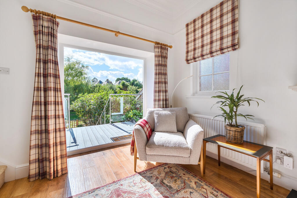 House in Exeter - View 4