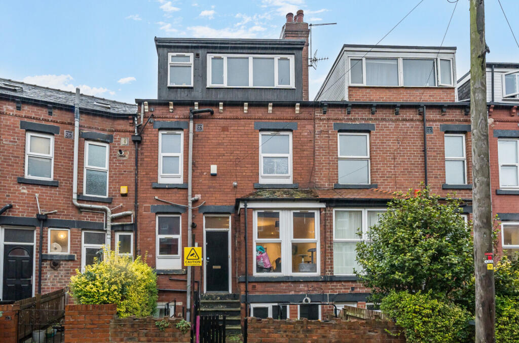 Main image of property: Beechwood Terrace, Leeds, LS4
