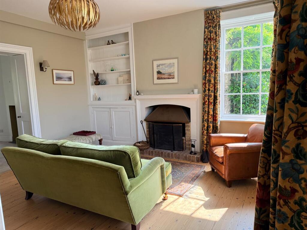 House in Horsham, Amberley - View 5
