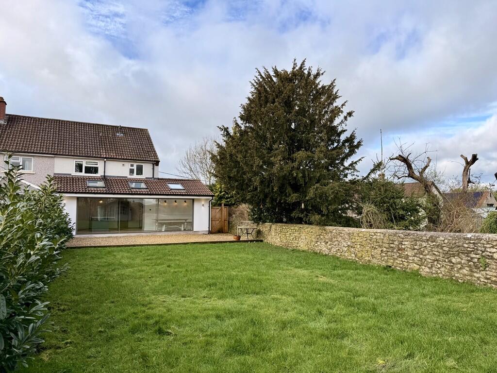 Main image of property: Straightmead, Litton