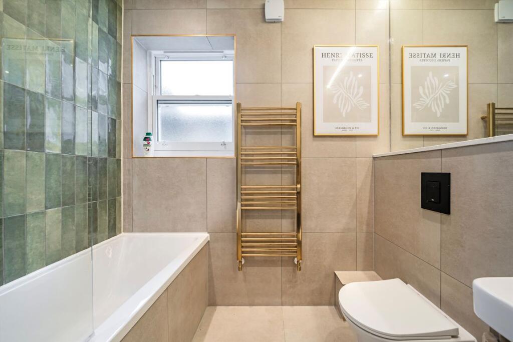 Apartment in London - More