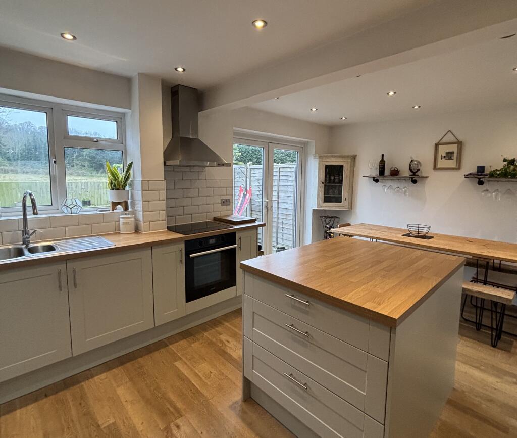 Additional image 8 of Compton Road, YEOVIL