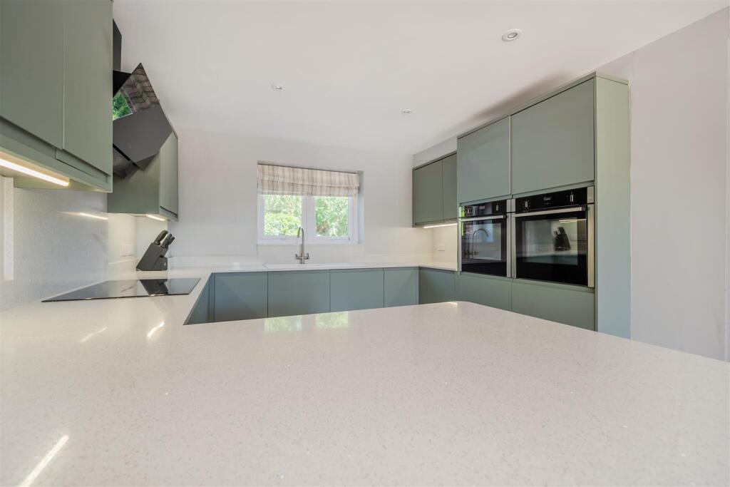House in Basingstoke and Deane, Stratfield Turgis - View 5