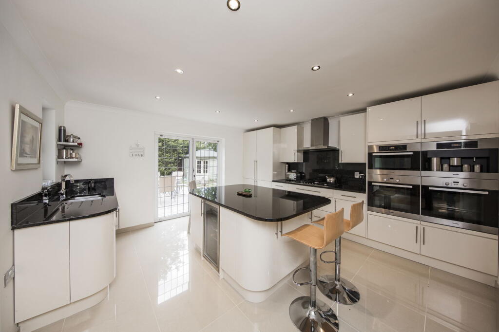 Fielden Lane, Crowborough photo 4