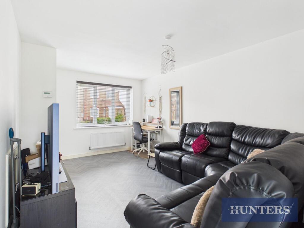 House in Bridlington, East Riding of Yorkshire - View 2