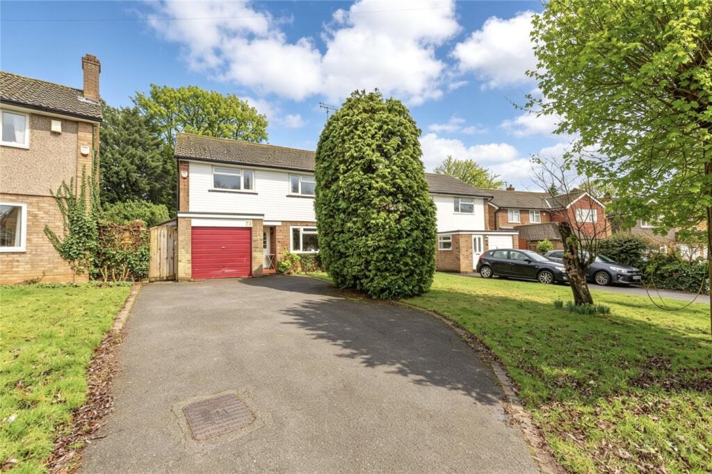 House in Buckinghamshire, Beaconsfield - View 2