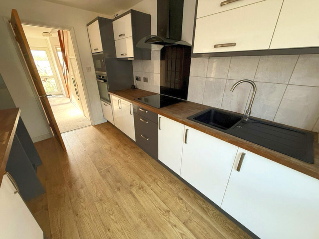 House in Plymouth - View 3